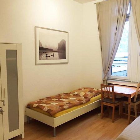 Hannover Sudstadt - Zimmer Und Apartment Экстерьер фото